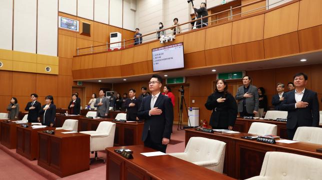 제343회 임시회 본회의 해당 이미지 입니다
