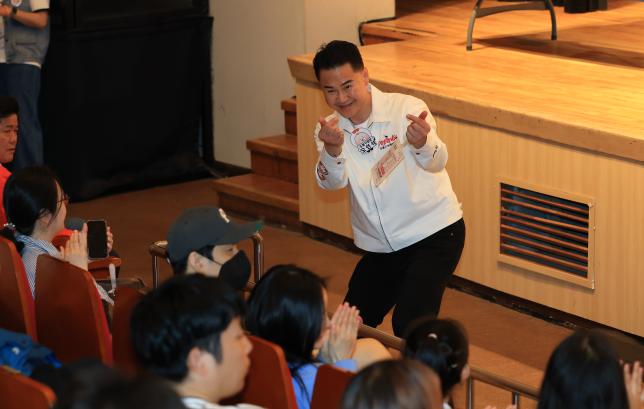 도봉구가족센터 온가족 축제 놀러온김에 세계일주 해당 이미지 입니다