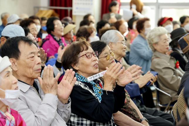 어버이날 행사(쌍문동 어르신복지관)