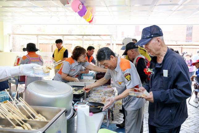 어버이날 행사(창동 어르신복지관)