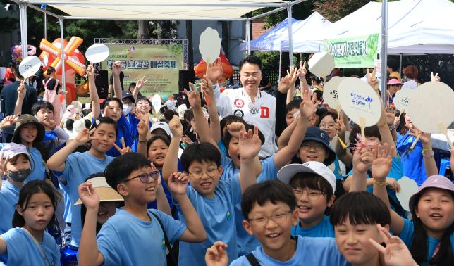 2025년 창2동 초안산 매실축제 해당 이미지 입니다