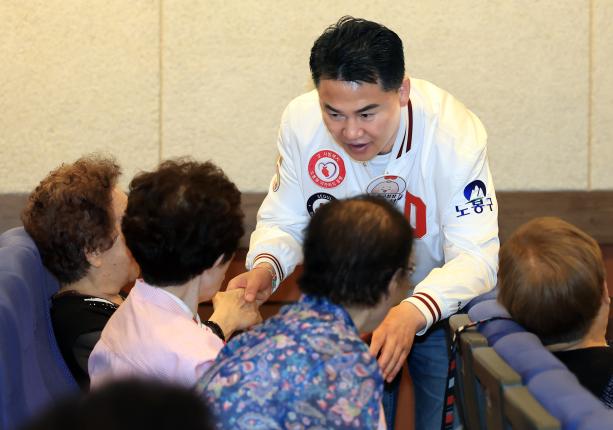 과거와 현재를 연결하는 청소년 역사기행 해당 이미지 입니다