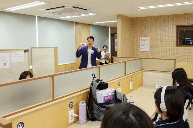 고등학교 자율학습실 운영 모니터링 해당 이미지 입니다