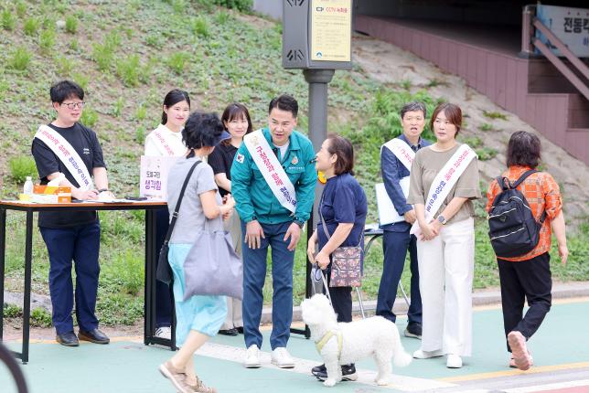 구청장과 함께하는 현장민원 상담(중랑천) 해당 이미지 입니다