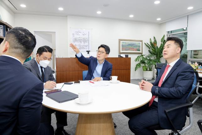 서울시 정무부시장 간담회 해당 이미지 입니다