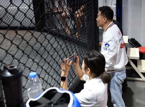 도봉구연맹회장배 이종격투기 대회 해당 이미지 입니다