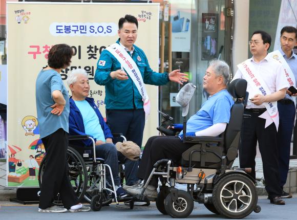 구청장이 찾아가는 현장민원 상담 (신도봉시장) 해당 이미지 입니다