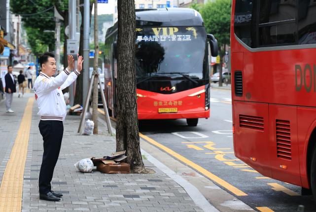창동신창, 창동골목시장 상인회 워크숍 환송 해당 이미지 입니다