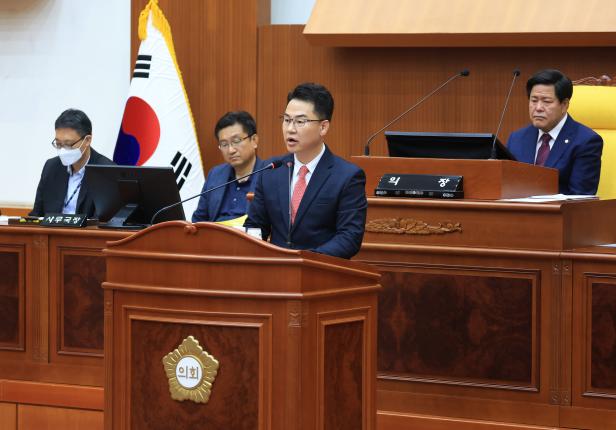 제345회 정례회 구정질문 해당 이미지 입니다