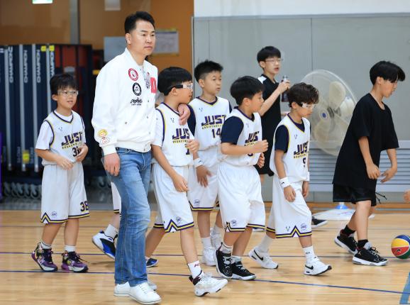 도봉구청장배 농구대회 해당 이미지 입니다
