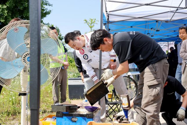 이륜차 안전점검 및 소모품 교체 해당 이미지 입니다