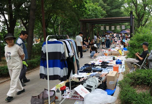 방학3동 주민자치회 벼룩시장 해당 이미지 입니다