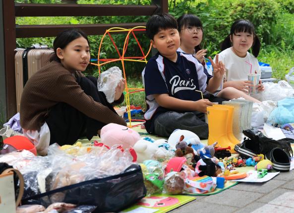 방학3동 주민자치회 벼룩시장 해당 이미지 입니다