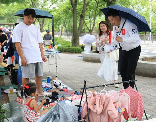 방학3동 주민자치회 벼룩시장 해당 이미지 입니다