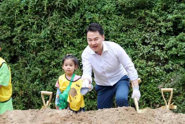 둘리쌍문근린공원 실내 놀이 복합문화공간 착공식 해당 이미지 입니다