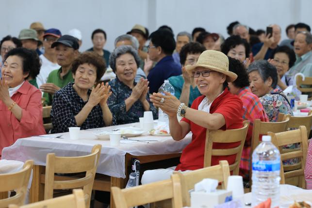 창1동 '사랑의 복달임 삼계탕 나눔' 행사 해당 이미지 입니다