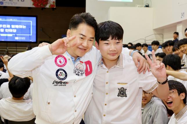 선덕고 주민과 함께하는 합창 한마당 해당 이미지 입니다