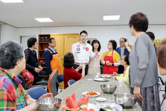 북한산 아이파크 경로당 초복행사 해당 이미지 입니다