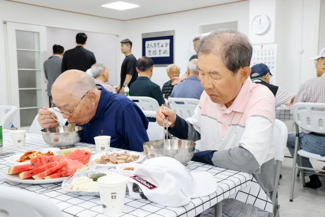 북한산 아이파크 경로당 초복행사 해당 이미지 입니다