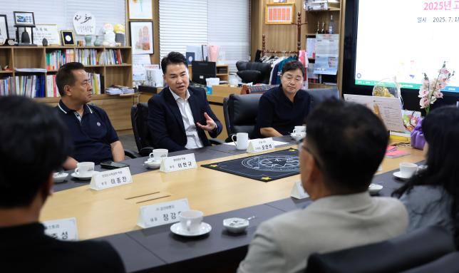 2025년 고액기부자 격려 간담회  해당 이미지 입니다