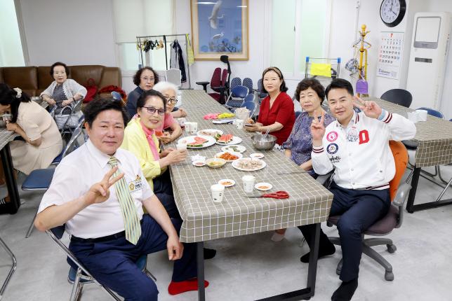 북한산 아이파크 경로당 초복행사 해당 이미지 입니다