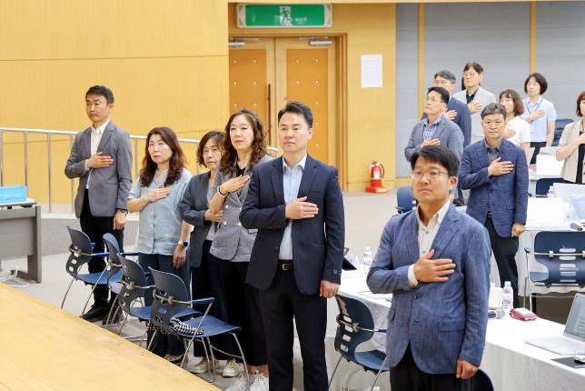 확대간부회의, 간부공무원 폭력 예방 교육 해당 이미지 입니다