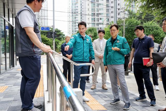 롯데캐슬 현장 점검 해당 이미지 입니다