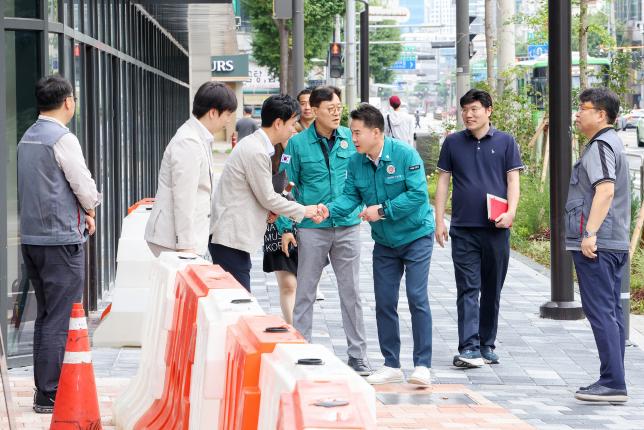 롯데캐슬 현장 점검 해당 이미지 입니다