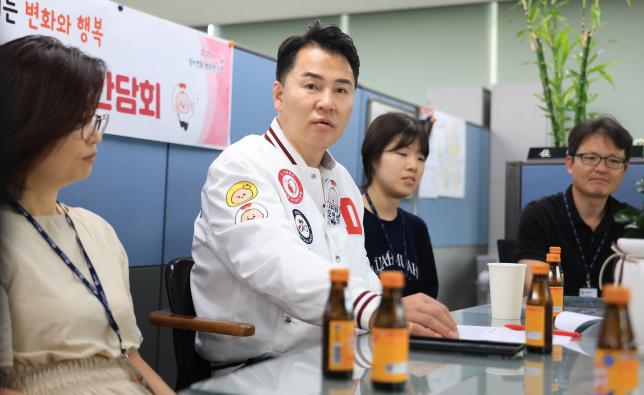 도봉구청 민원담담 공무원(복지정책과, 주택과) 소통 간담회  해당 이미지 입니다