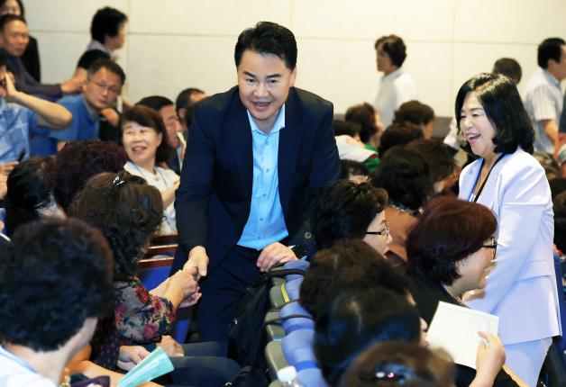 바르게살기운동 도봉구협의회 회장 이취임식 해당 이미지 입니다