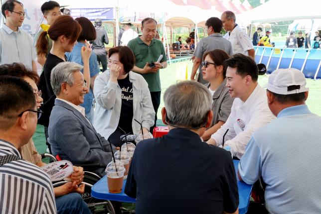 장애인가족 물놀이장 체험 해당 이미지 입니다