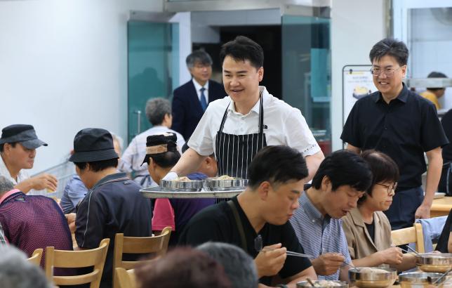 농아인협회 도봉구지회 복날맞이 위안 행사 해당 이미지 입니다