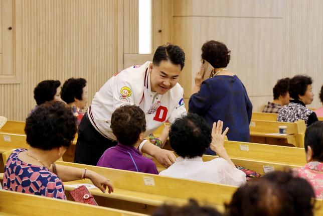 강북우리교회 삼계탕 나눔 해당 이미지 입니다