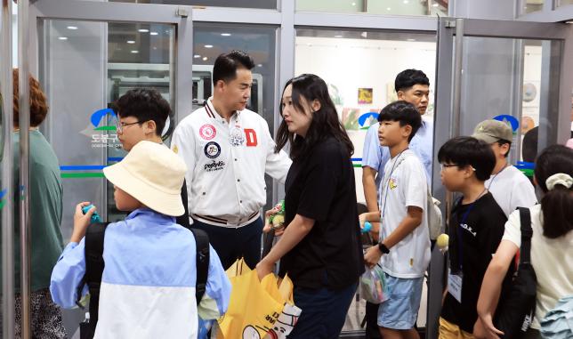 도봉구 청소년 미래인재 캠프 환송 해당 이미지 입니다