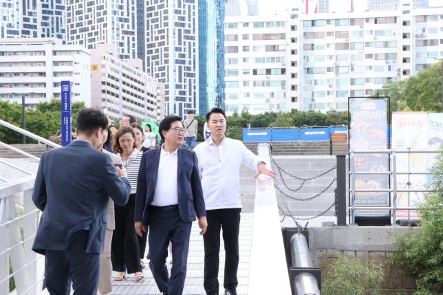 한강버스 시승 행사