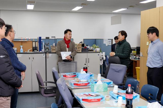 건축과 격려방문